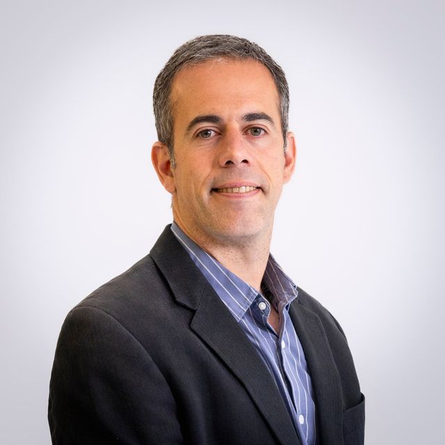 Photo of Daniel Cavalcante, MD